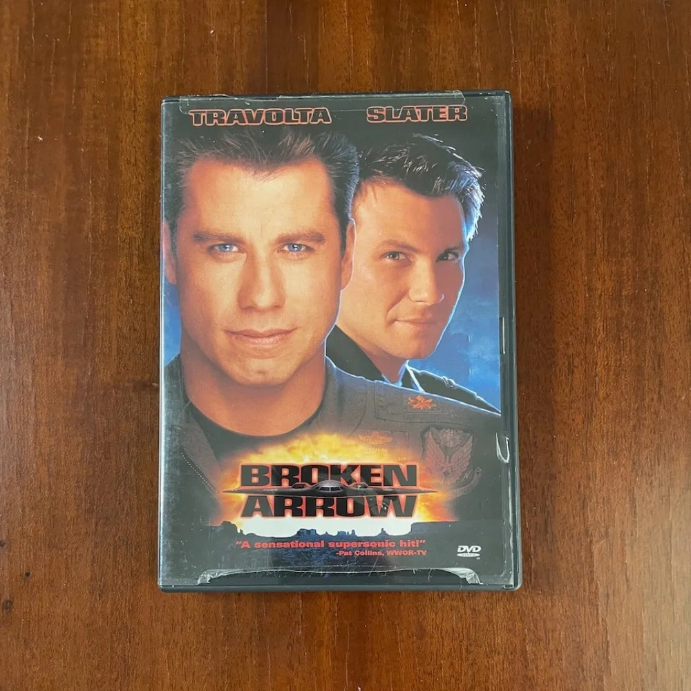 DVD Movie: Broken Arrow - Tavolta/Slater - Picture 1 of 2